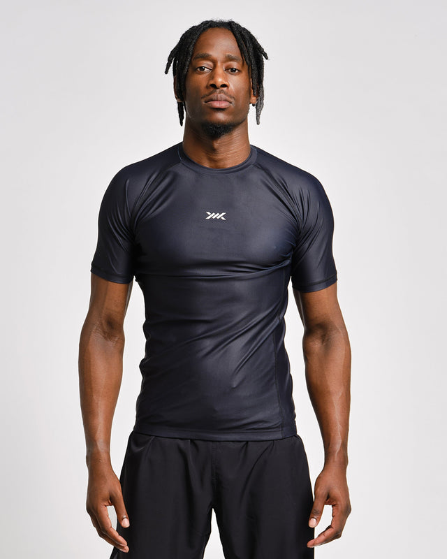 Rashguard Caged Tactical Maniche Corte – Nero