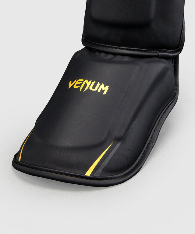 Venum Benskydd G-Core – Svart/Guld