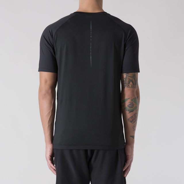 T-shirt de compressão Everlast – Preto