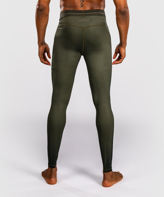 Shorts de compression Venum Stealth – Kaki/Vert armée