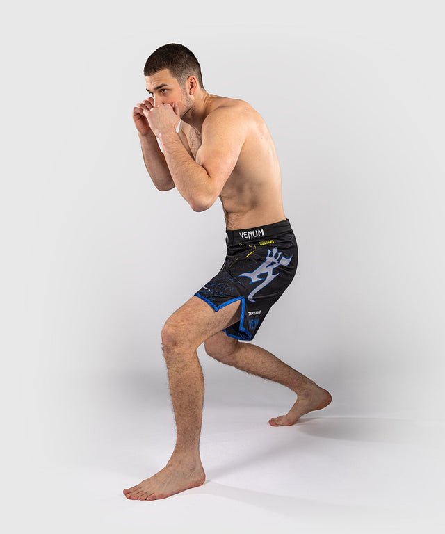 Spodenki MMA Venum x TEKKEN 8 King – Czarne/Żółte