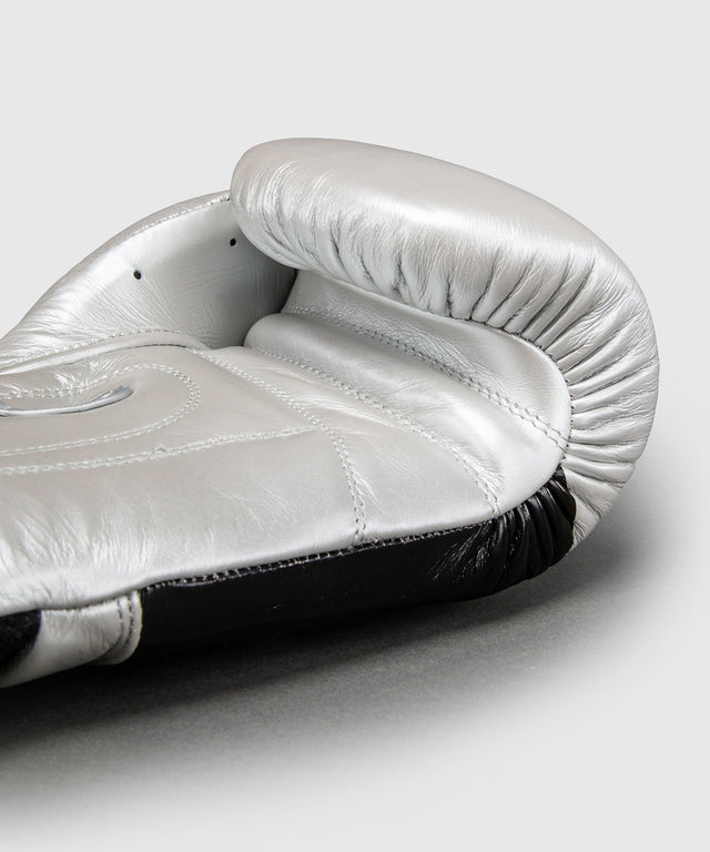 Guantoni da boxe Ringhorns Charger by Venum – Argento/Nero