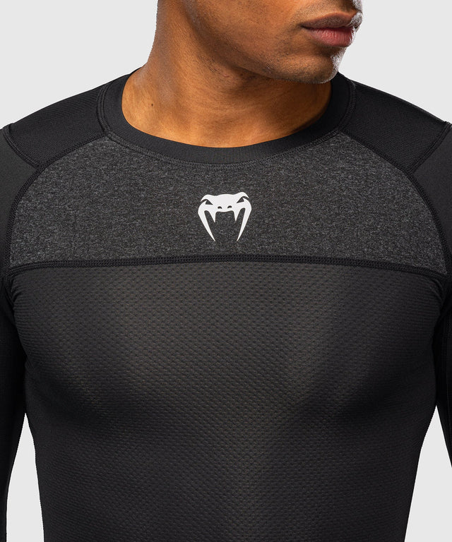 Rashguard Venum G-Fit Scale Mangas Compridas – Preto