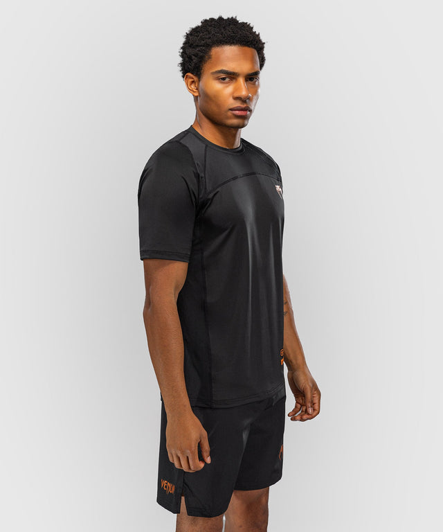 Venum T-shirt G-Fit Revolution Dry Tech – Sort/Kobber
