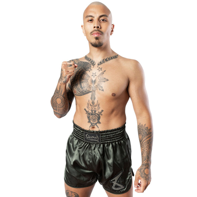8 WEAPONS Muay Thai-shorts Strike – Olivgrön