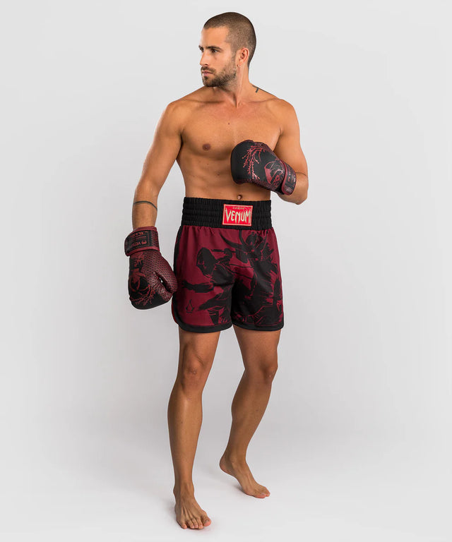 Boxerské trenky Venum x Assassin's Creed Shadows – Burgundy/Černé