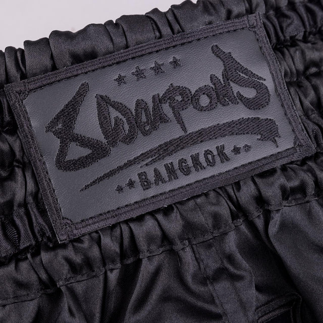 Pantaloncini Muay Thai 8 WEAPONS Bangkok – Nero