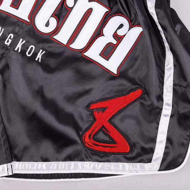 Shorts de Muay Thai 8 WEAPONS Bangkok – Noir/Blanc