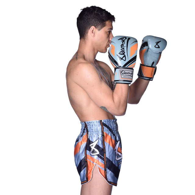 8 WEAPONS Muay-Thai-Shorts Shift – Eisgrau/Orange