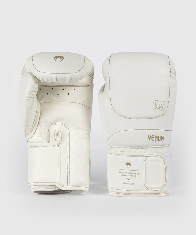 Venum Impact Evo Scales Boxhandschuhe – Elfenbeinweiß