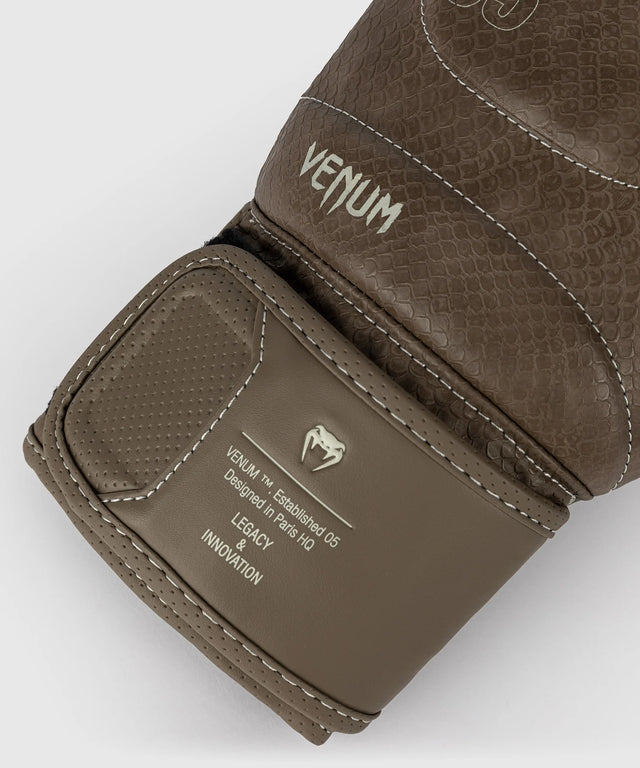 Venum Bokshandschoenen Impact Evo Scales - Bruin