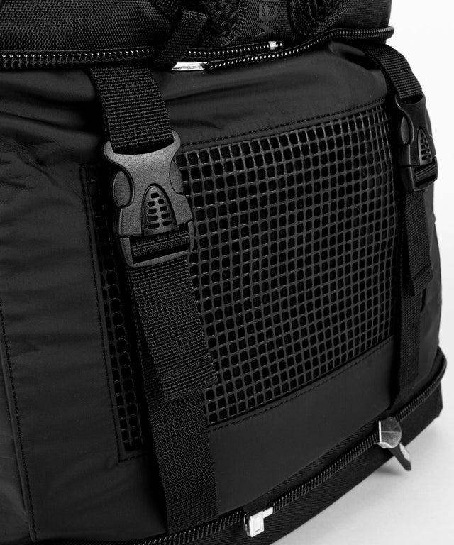 Venum Xtrem Evo Sporttasche – Schwarz