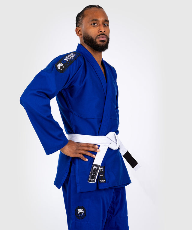 Venum BJJ Gi First – Blau – inkl. weißer Gürtel