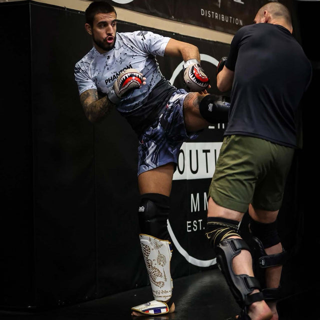 Shorts de MMA Phantom Athletics FUSION-R – Robotic