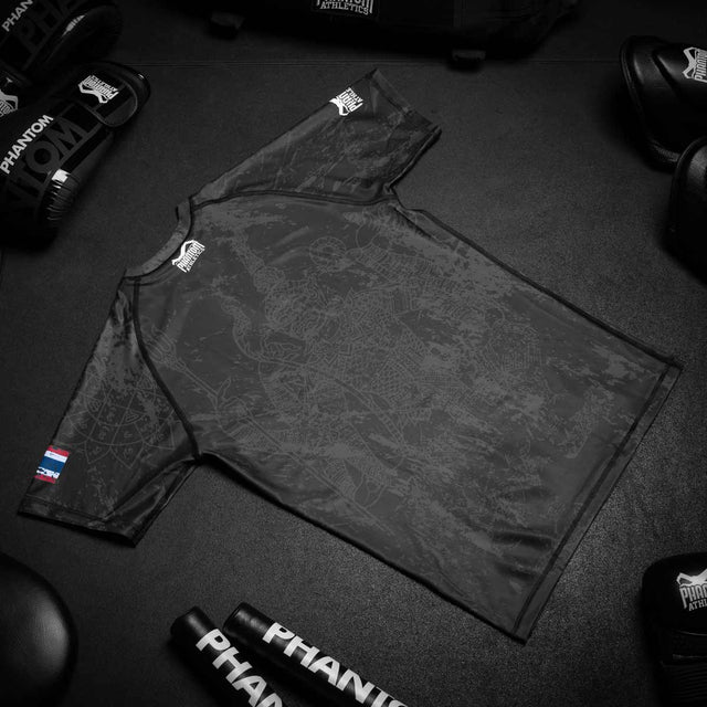 Rashguard Phantom Athletics Muay Thai – Negro/Gris