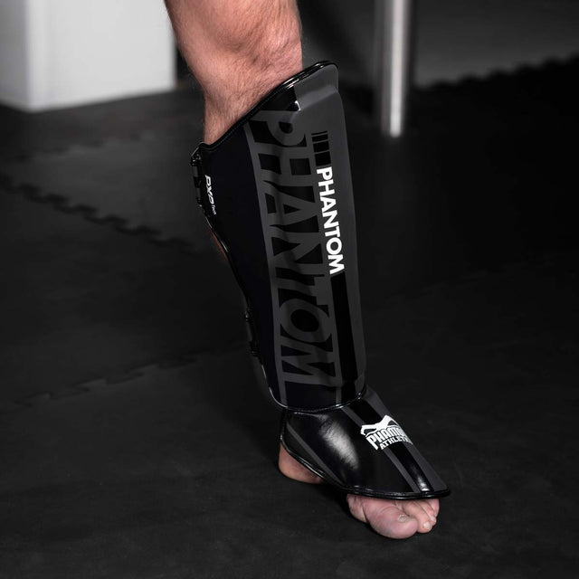 Phantom Athletics APEX Striking Benskydd – Svart