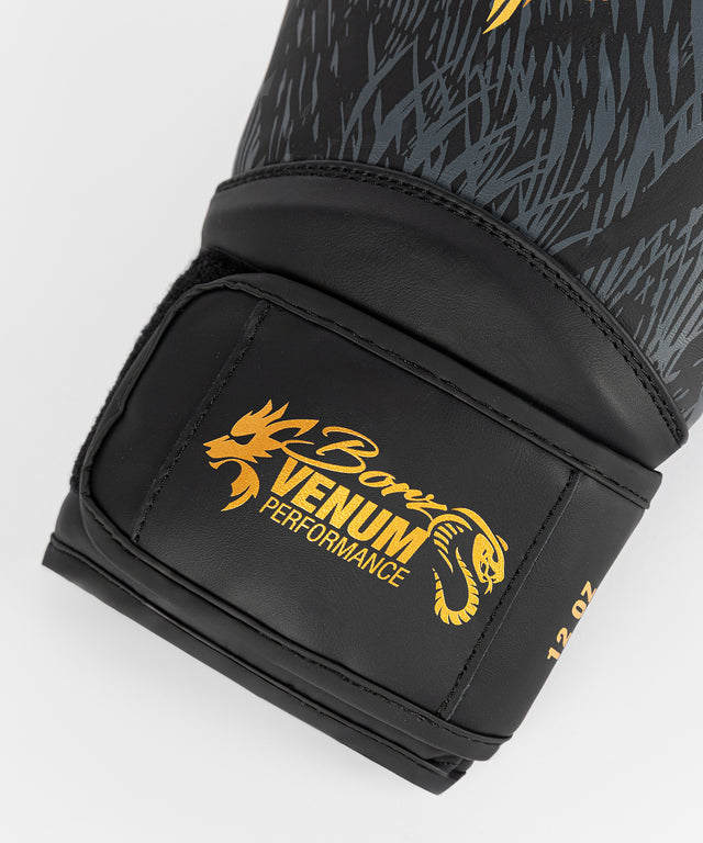Mănuși de box Venum x Chimaev – Negru/Auriu