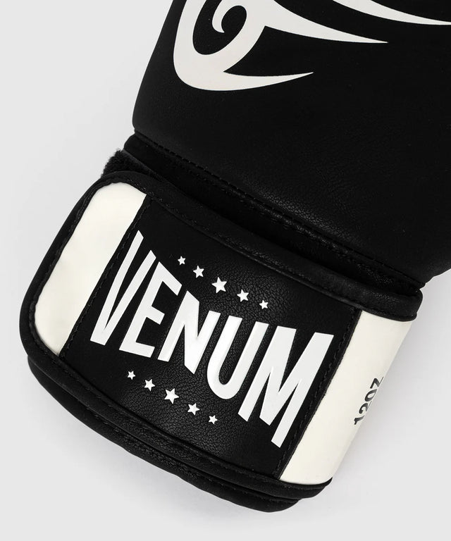Boxerské rukavice Venum x Mike Tyson Replica – Černé/Bílé