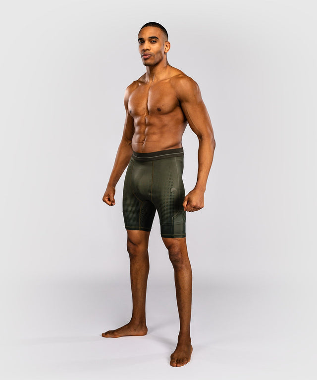 Pantaloni scurți MMA Venum Stealth – Kaki/Verde închis