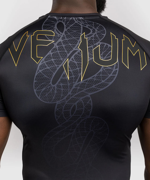 Rashguard Venum Serpenti Mangas Curtas – Preto