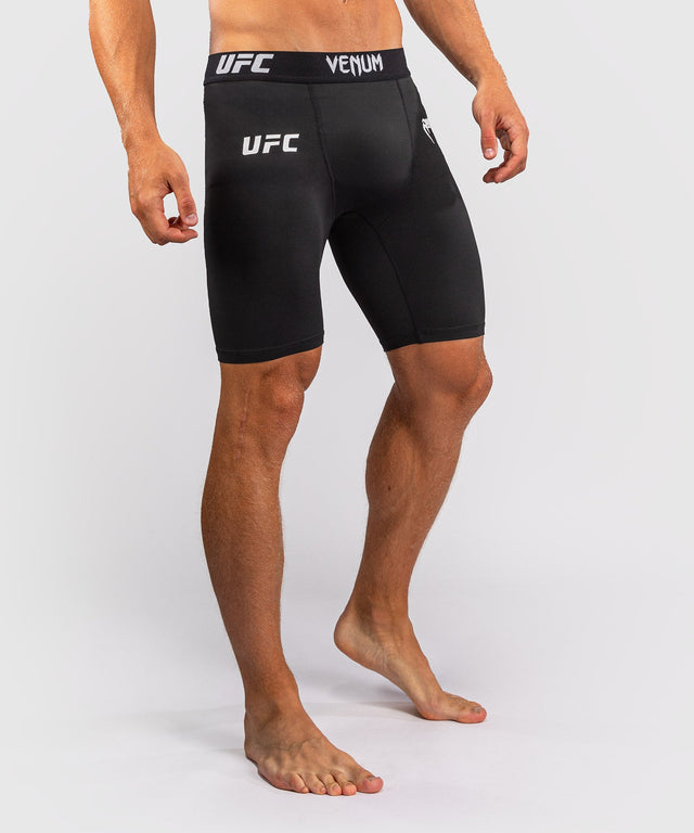 Calções de compressão Venum UFC – Preto