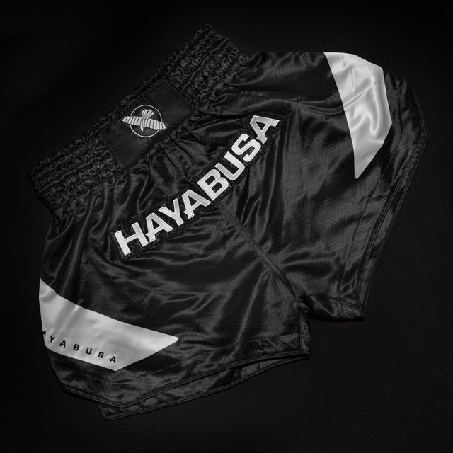 Spodenki Muay Thai Hayabusa Core – Czarne