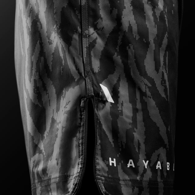 Shorts de MMA Hayabusa Apex Long – Noir Carbone