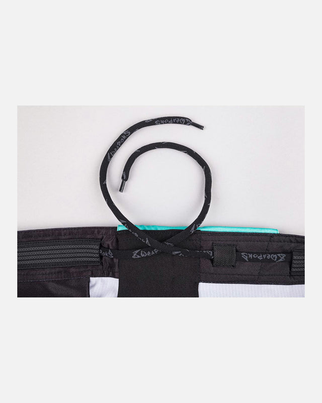 8 WEAPONS MMA-Shorts Shift – Cyber