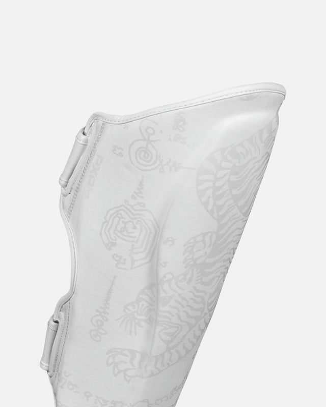 Espinilleras Phantom Athletics Muay Thai – Blanco Frost
