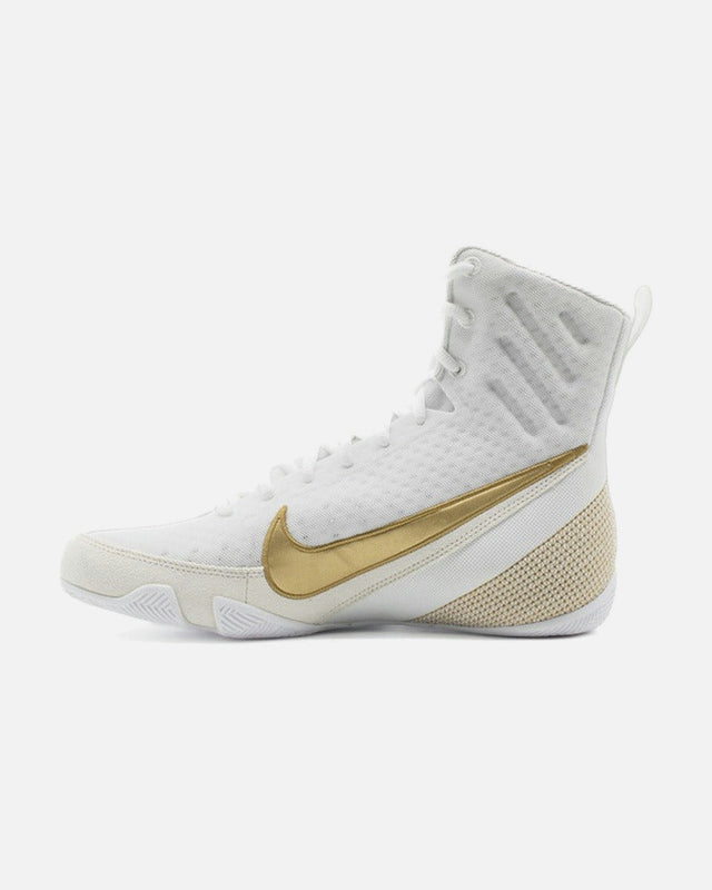 Chaussures de boxe Nike Machomai 3 – Blanc/Or