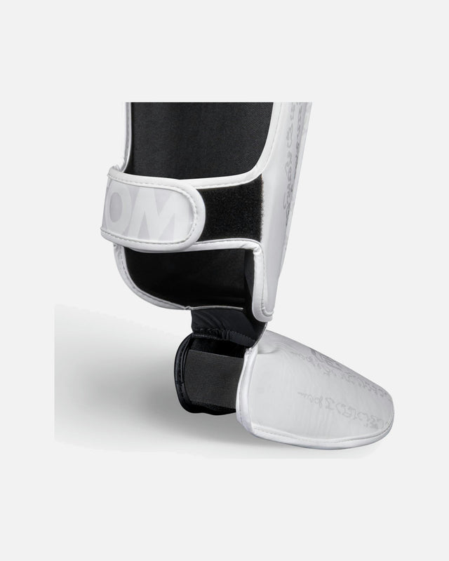 Espinilleras Phantom Athletics Muay Thai – Blanco Frost