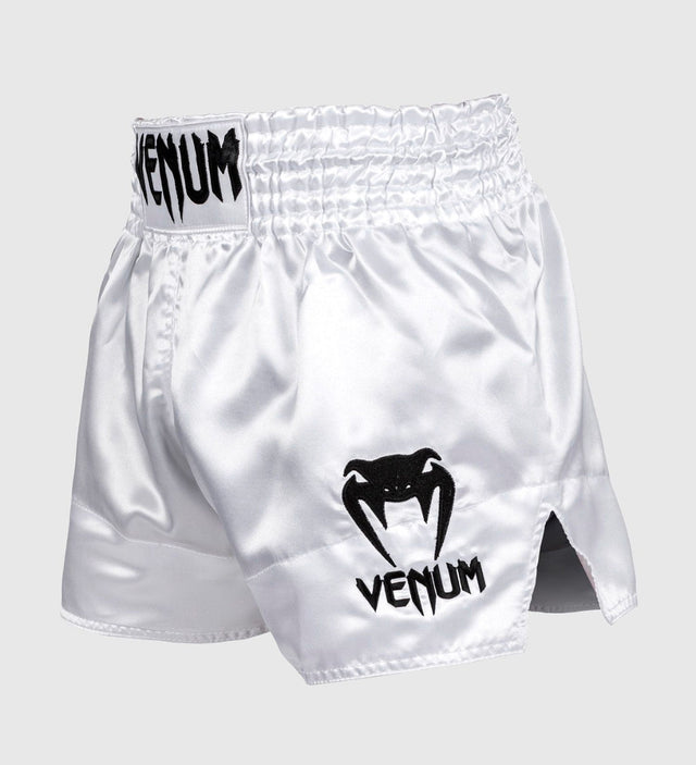 Pantaloni scurți de kickboxing Venum Classic – Alb/Negru