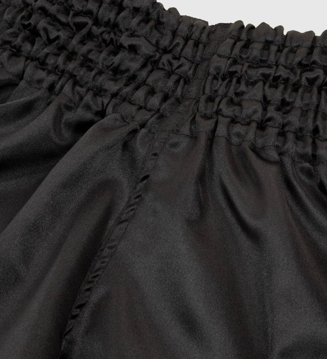 Pantaloni scurți de kickboxing Venum Classic – Negru/Alb
