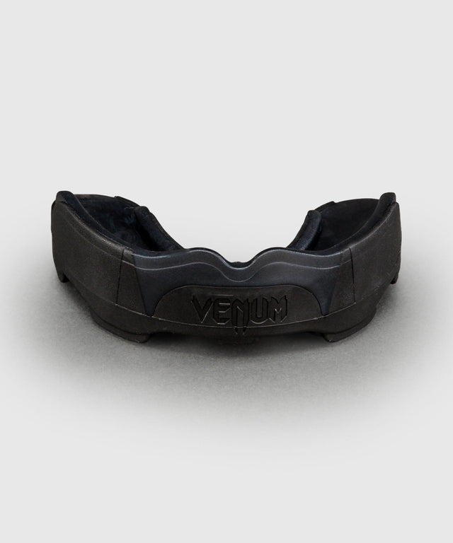 Paradenti Venum Predator – Nero/Rosso