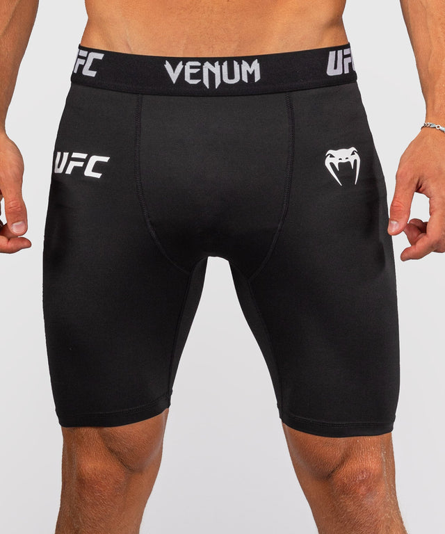 Calções de compressão Venum UFC – Preto