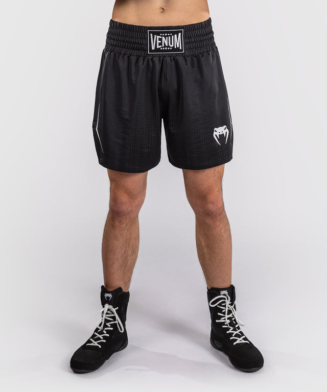 Pantaloncini da boxe Venum Stealth – Nero/Bianco