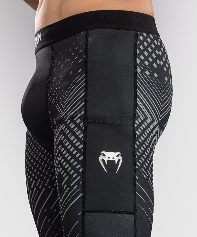 Shorts de compression Venum Midnight Fury – Noir/Gris/Argent