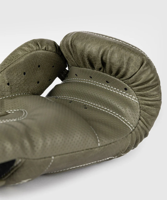 Venum Impact Evo Scales Boxhandschuhe – Armeeegrün