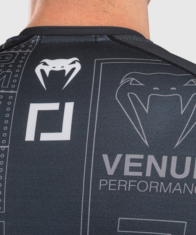 Rashguard Venum Karate Combat Maniche Lunghe – Nero/Grigio
