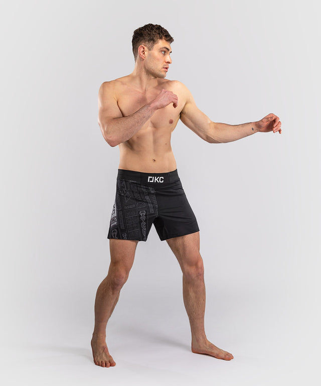 Venum MMA-shorts Karate Combat – Sort/Grå