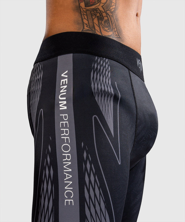 Pantaloncini a compressione Venum Amazonia Reborn – Nero/Grigio
