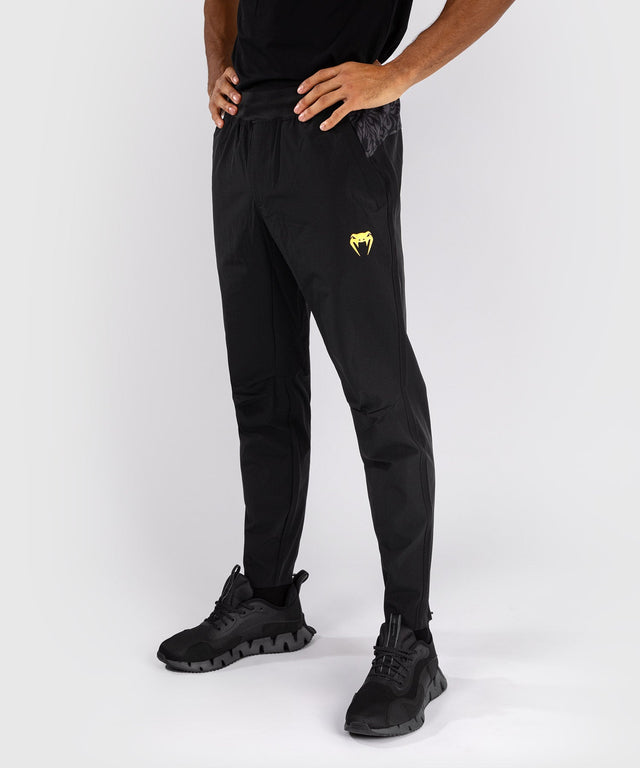 Venum x Topuria Unmatched Joggers – Black/Gold