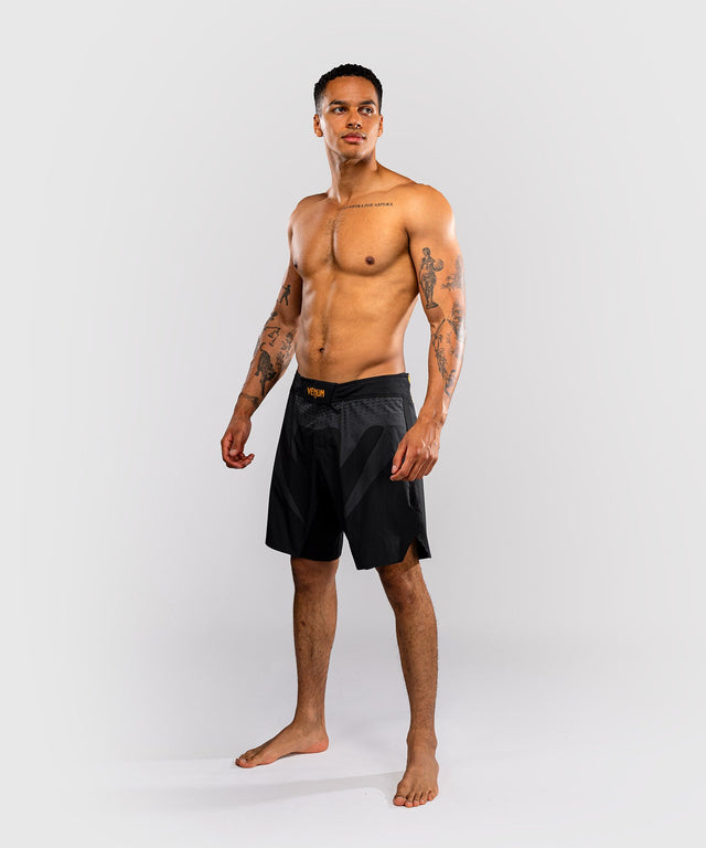 Venum MMA Shorts Attack - Zwart/Goud