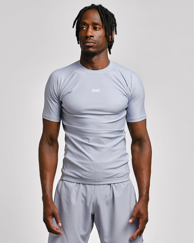 Rashguard Caged Tactical Mangas Curtas – Cinzento Chumbo