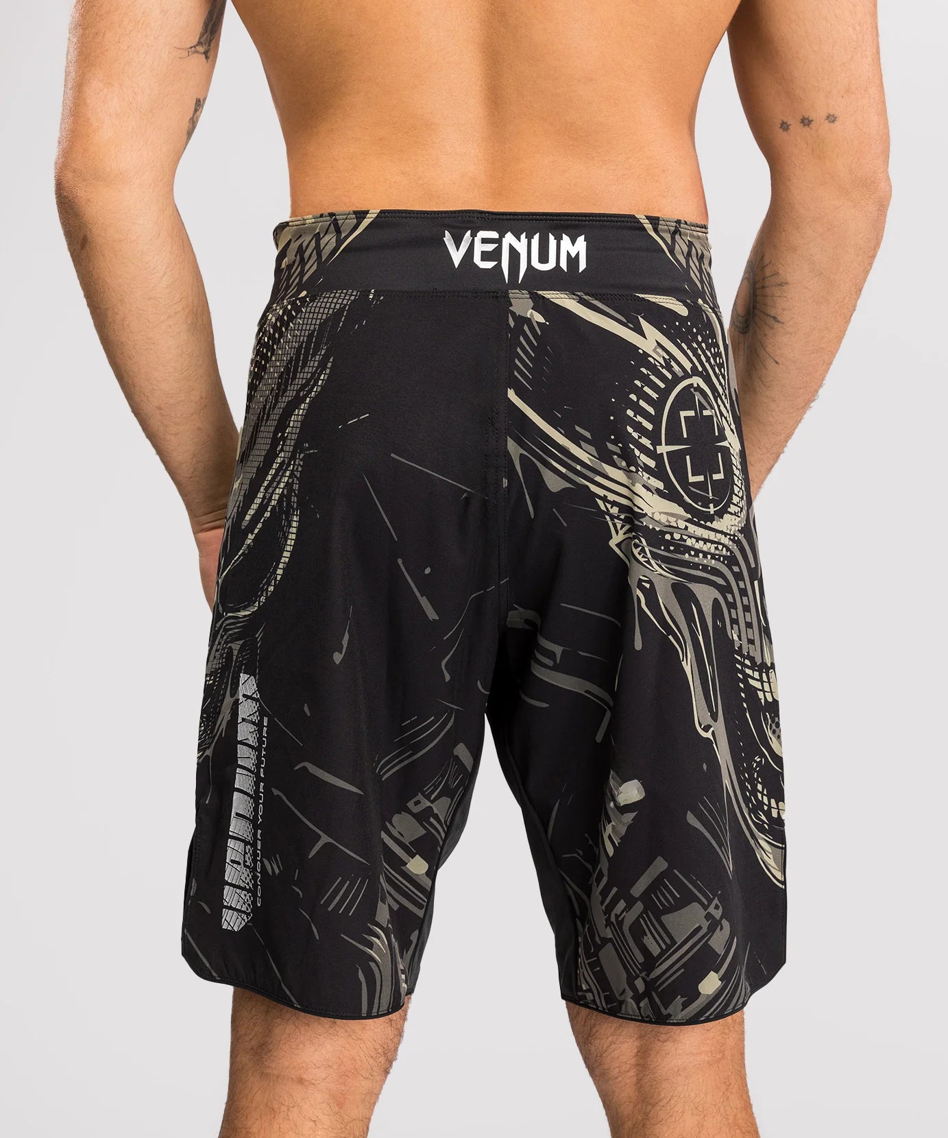 Spodenki MMA Venum Invader – Czarne