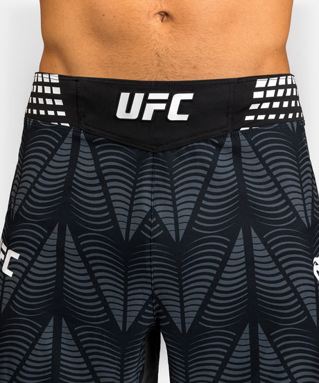 Venum UFC MMA-shorts Zenith by Authentic Fight – Svart