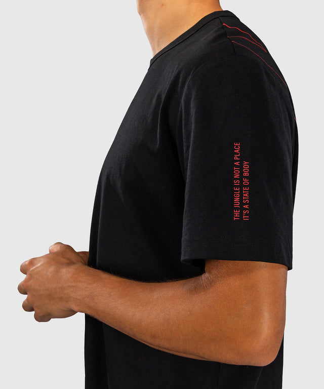 Camiseta Venum Amazonia Reborn – Negro/Rojo