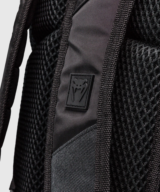 Sac de sport Venum Amazonia Reborn L – Noir/Rouge