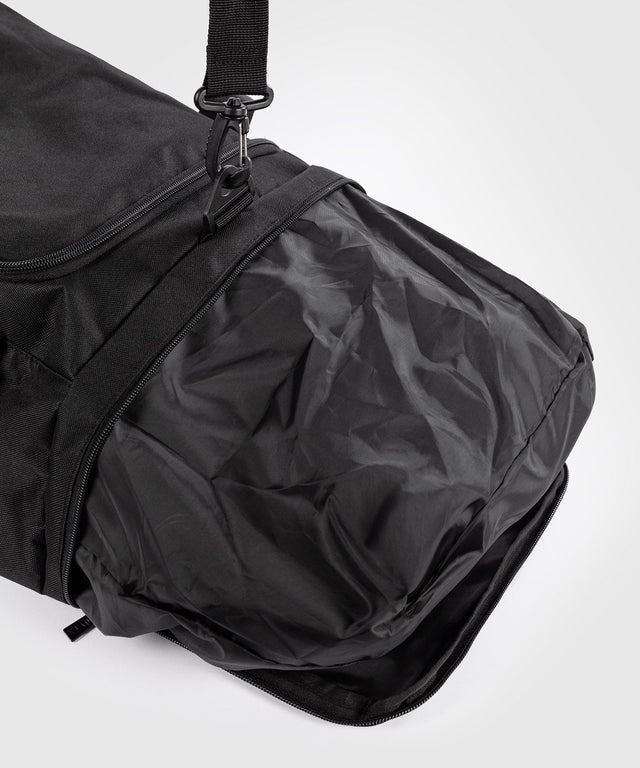 Torba sportowa Venum Essential – Czarna