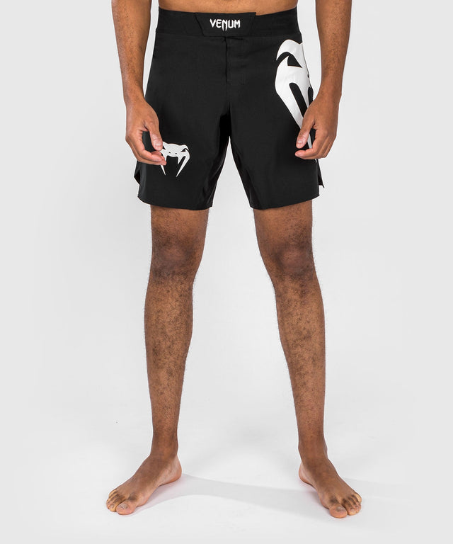 Venum MMA-shorts Light 5.0 – Sort/Hvid